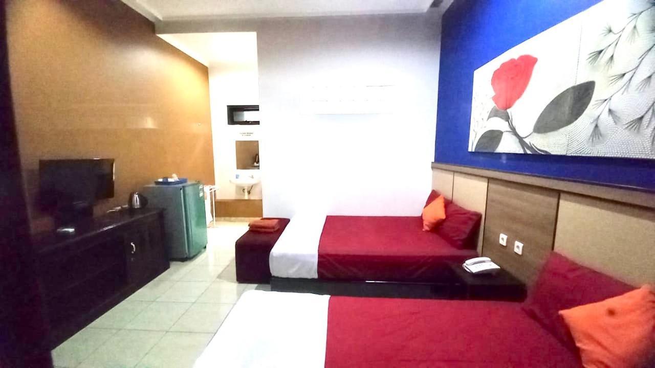 Ahlen Pangandaran Hotel Екстериор снимка