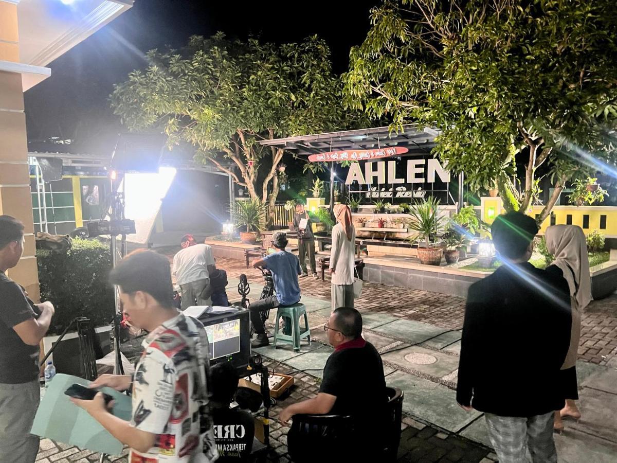 Ahlen Pangandaran Hotel Екстериор снимка