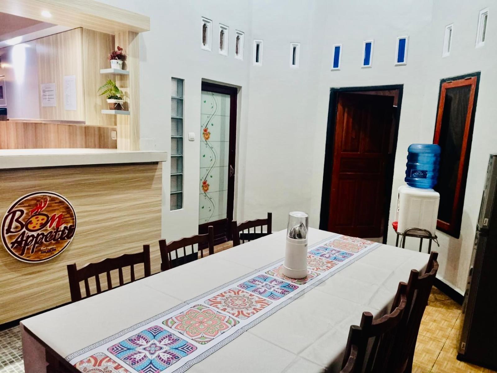 Ahlen Pangandaran Hotel Стая снимка