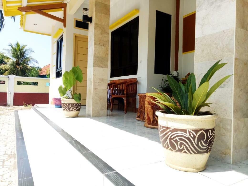 Ahlen Pangandaran Hotel Екстериор снимка