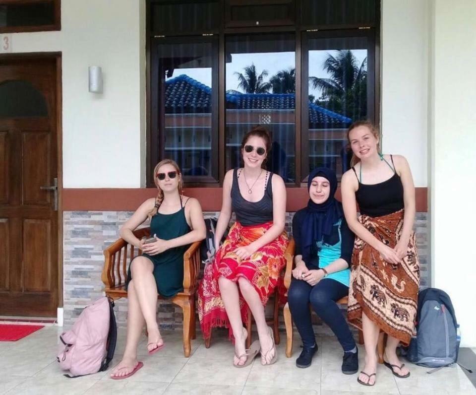 Ahlen Pangandaran Hotel Екстериор снимка