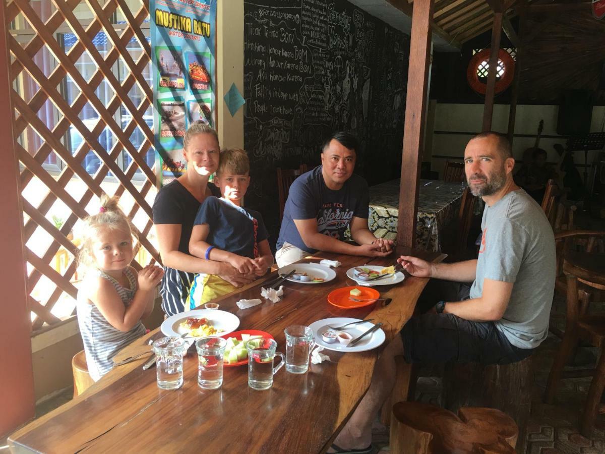 Ahlen Pangandaran Hotel Екстериор снимка
