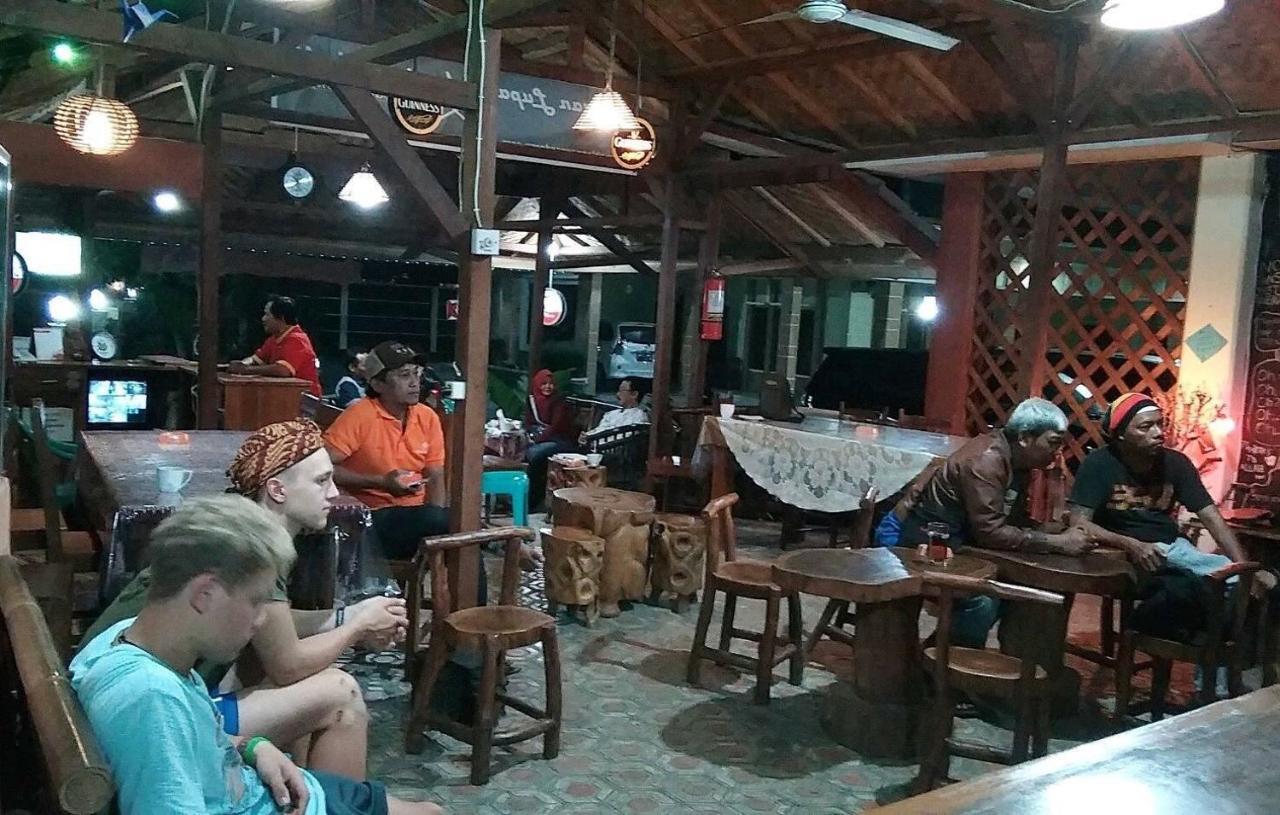 Ahlen Pangandaran Hotel Екстериор снимка